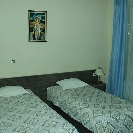 Kiosev Hotell 3*